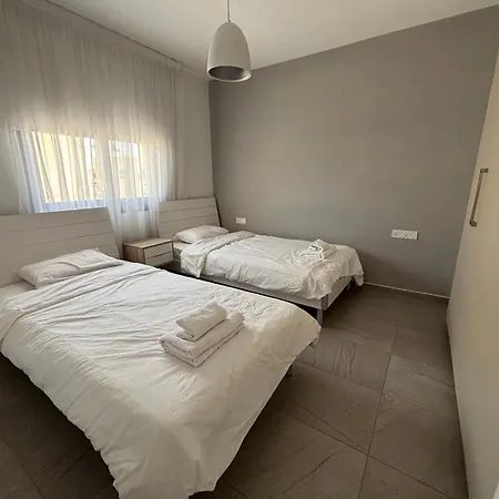 Mordern 2bd Perfect For Family Or Group Larnaca